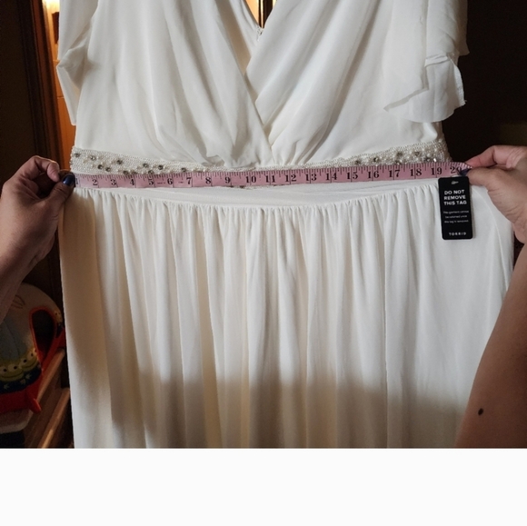 Torrid Maxi Mesh Empire Waist Wedding Gown - Picture 5 of 7